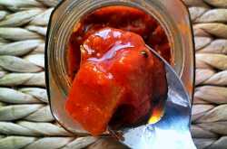 elumichampazham urugai/ south indian style lemon or lime pickle.