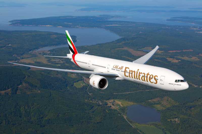 Emirates Renegotiating 150 Boeing 777X Order - Live From A Lounge