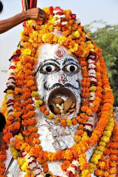 Enigmatic Bhairu Ji Temple In Kodamdesar, Bikaner - I Share