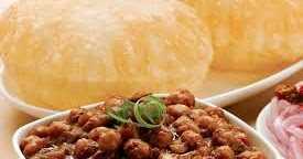 Enjoy The Tasty Chole Bhature In Delhi
