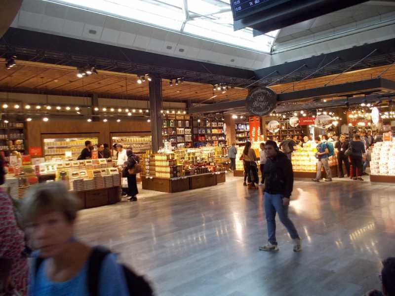 Eurotrip - Chapter 1: Killing Time At Istanbul Airport