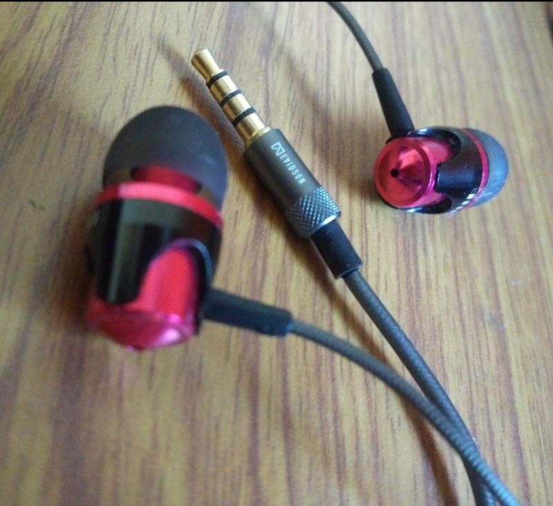 Evidson B3 Review : Good Performance Earphone Under 1K - Gadget Darbar