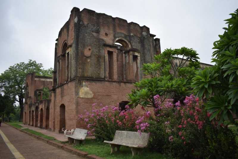 Experiencing Awadhi Grandeur In Lucknow