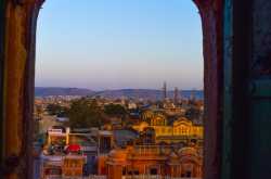 Exploring Jaipur - A Photo Journey to the City of Pink, Doors and Ruins