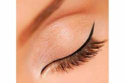 Eyeliner This Summer