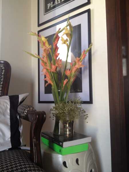 FLOWERS FOR A LONG WEEKEND