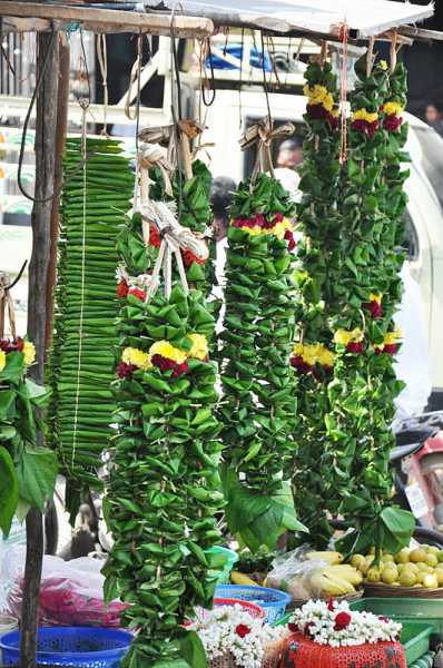 FLOWERS FOR YOUR DEITY     