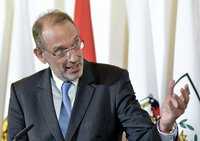 Faßmann Regt Debatte über Kopftuchverbot An - The Gazette24