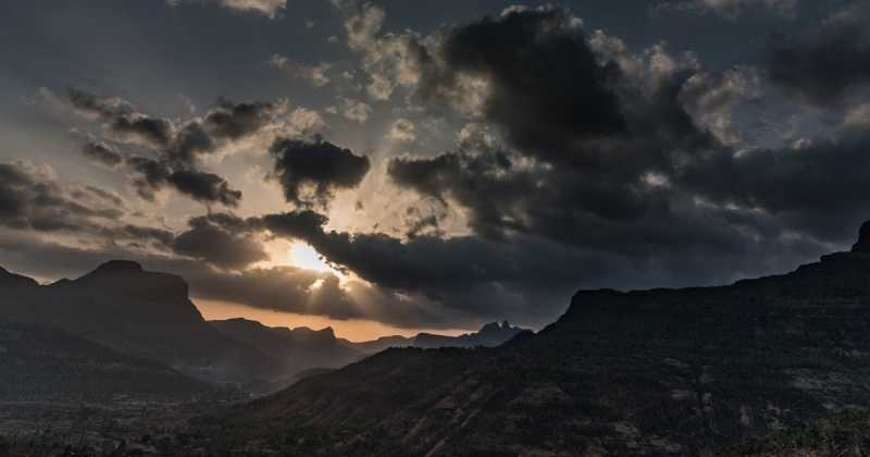 Fadtaad Naal - Wrestling With The Most Notorious Descent