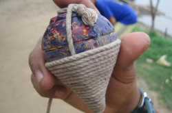 Fajiti Bhovaryachi - Short Marathi Poem