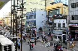 Fancy Bazaar - A Chaotic Indian Street Market