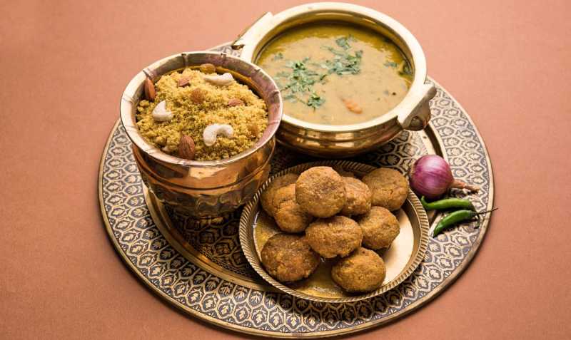 Flavours Of Rajasthan - 10 Must-Try Rajasthani Cuisines | Roaming Pirates
