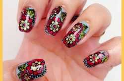 Flowers nail art