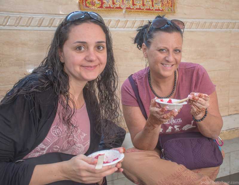 Food And Shopping Tour For Leona Hamrick