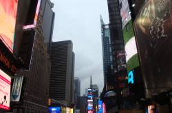 Four point Guide to explore New York On a Shoe String Budget