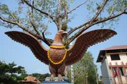 gemstones : garuda purana and gemstones