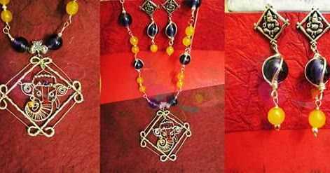 Ganesh Pendant With Earrings Set
