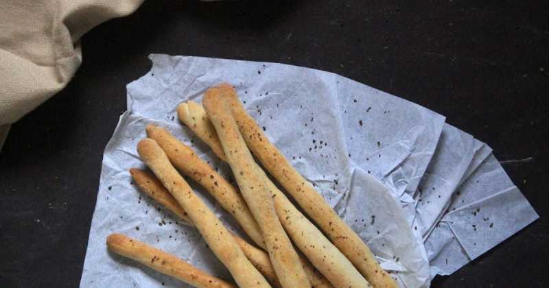 Garlic Bread Sticks - Vegan, Sugar Free 