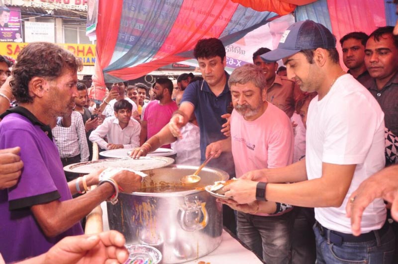 Gautam Gambhir Foundation - Community Kitchen - India Mainly