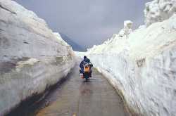 Get Online Permits for visiting Rohtang Pass