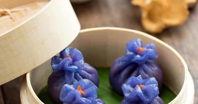 Get Ready For Roller Coaster Ride Of Flavours With Chef Vikas Seth At Sriracha