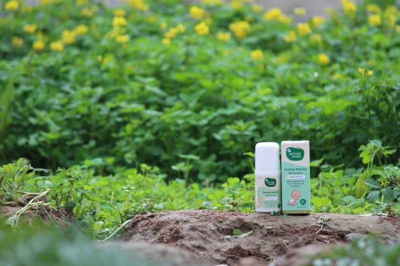 Get Rid Of Colic Pain In Infants And Kids With Mother Sparsh Tummy Roll On