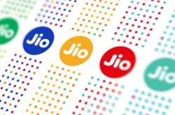 Getting JioPhone for Rs 95, Unlimited Calling and Data Benefits for 6 Months