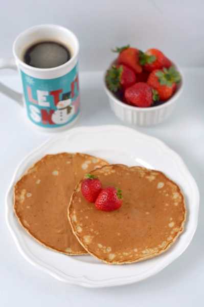 Gingerbread Pancakes | Holiday Breakfast Recipes