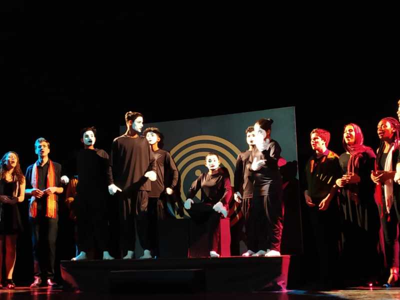 Going The Theatre Way To Bring Positivity In Life