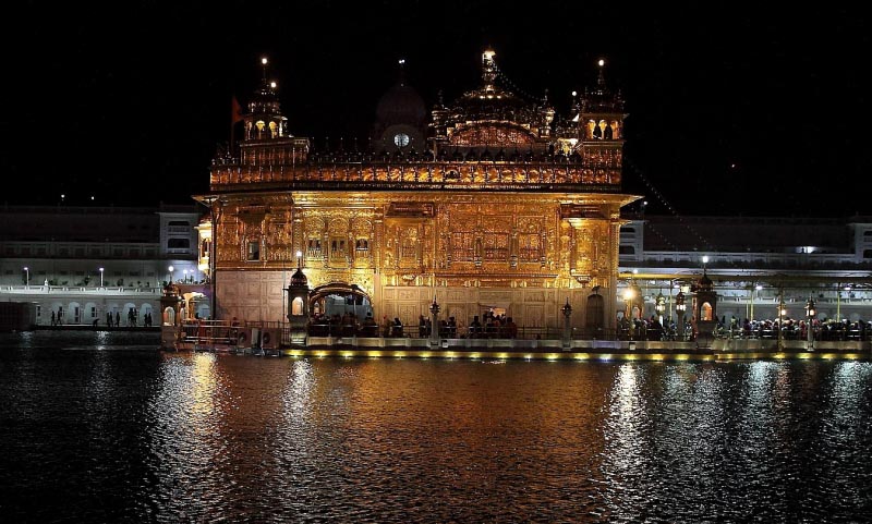 Golden Temple - Must Visit Place In Amritsar - Wildtravellers.in