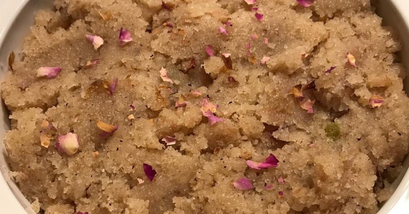 Gulkand Sheera/Halwa - Rose Flavored Cream Of Wheat Pudding