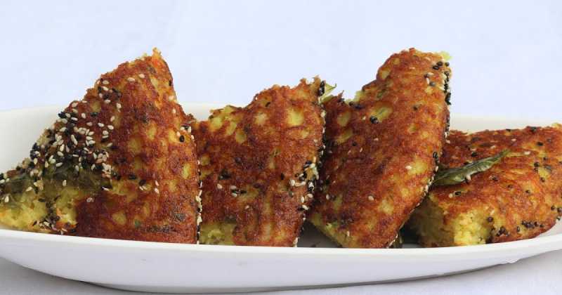 HANDVO / GUJRATI HANDVO