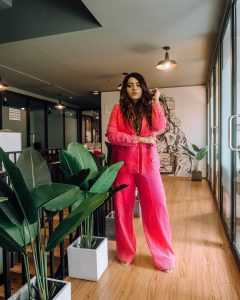 HOW TO WEAR PRINT AND COLOUR WITH CONFIDENCE