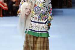 Halloween Makeover: Ariana I Unicorn I Puking Rainbow - Bee & Blu