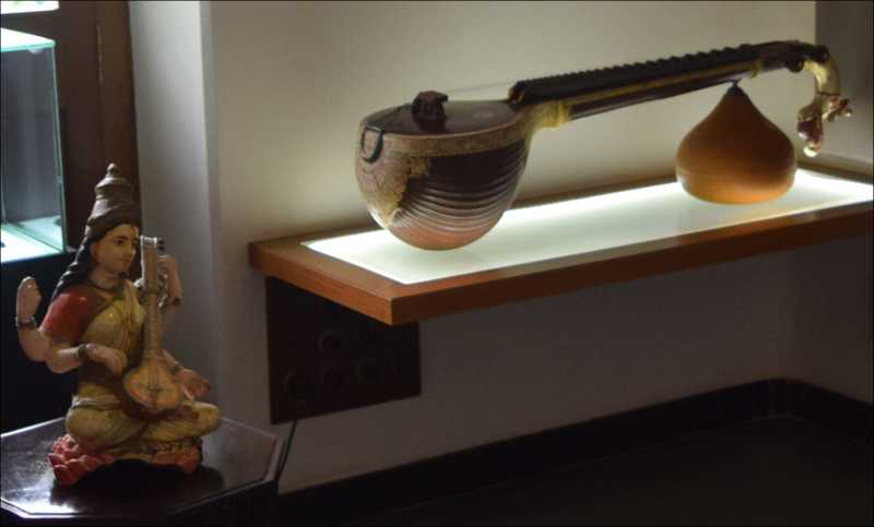 Handcrafted Saraswati Veena Of Thanjavur