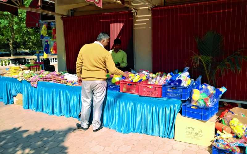 Happy Holi Delhi #holiwithlumia