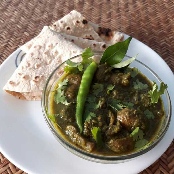 Hara Masala Khumb (Mushroom In Green Masala)