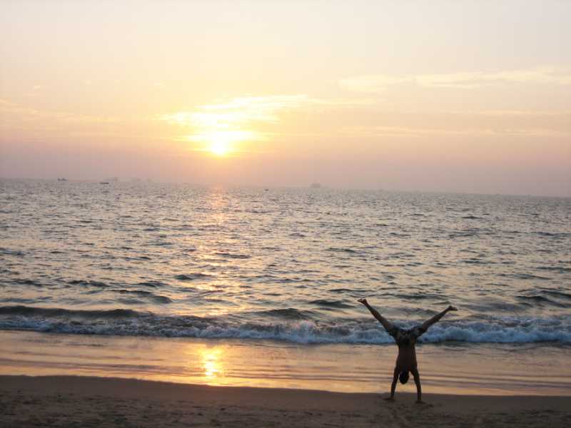 Hatha Yoga Asanas And Introduction To Ha - Tha - Yoga Teacher Training