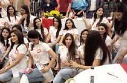 Haut Monde Mrs India Worldwide 2018 Season 8 have kick started through an Introduction event in Gurugram aka Gurgaon