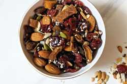 Healthy Trail Mix Recipe | How to Make Your Own Trail Mix - Rachna cooks