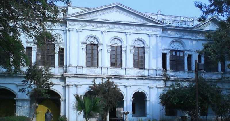 Heist In The Purani Haveli (Old Residence)