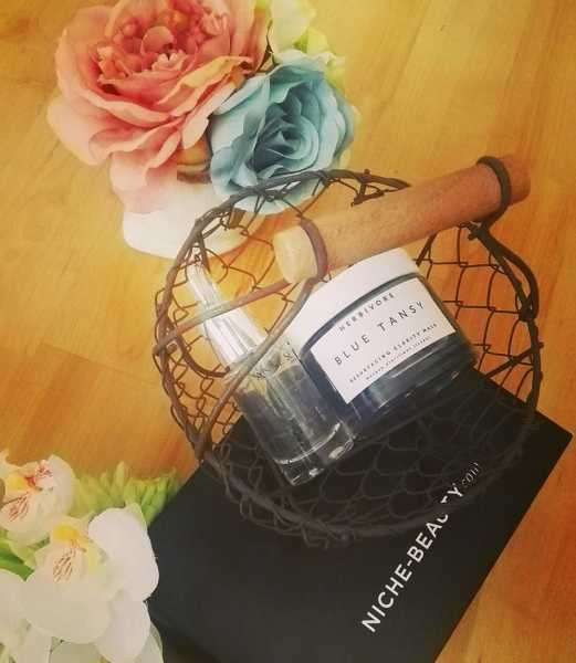 Herbivore Botanicals-Blue Tansy AHA + BHA Resurfacing Clarity Mask : Product Review