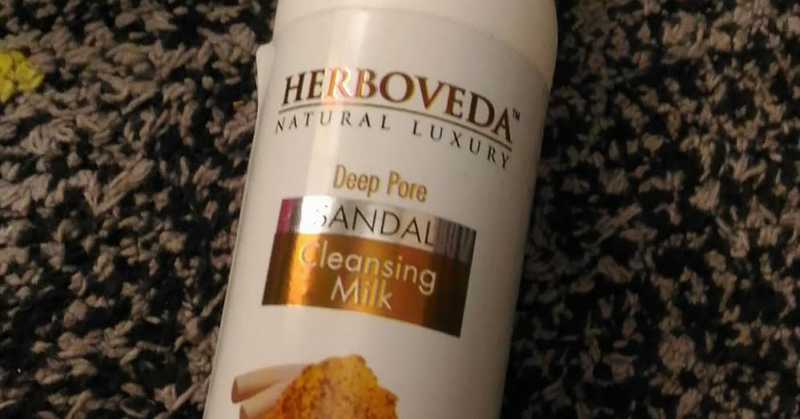 Herboveda Deep Pore Cleansing Milk