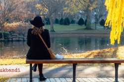 Hindi Poem: वो लड़की जो भागी है अभी...