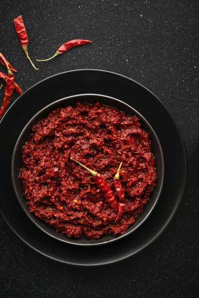 Homemade Red Chili Paste (2 Types)