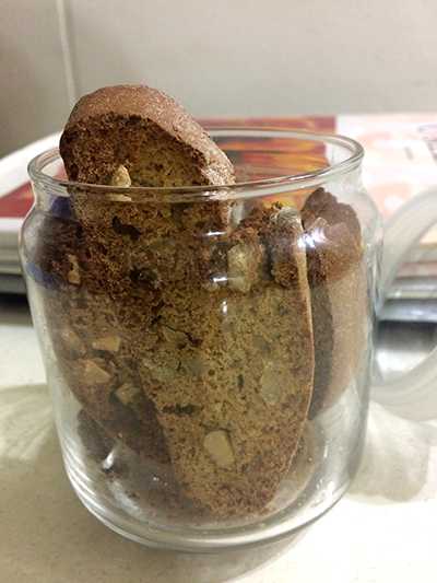 Homemade Whole Wheat Almond And Walnut Biscotti - Arthi Amaran