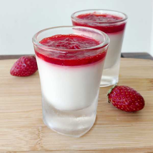 Honey Panna Cotta With Strawberry Compote" - FLOURS & FROSTINGS