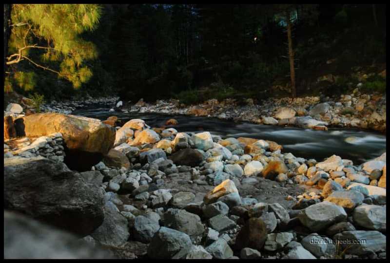 Honeymoon Trip In The Himalayas For Couples [A Complete Guide & Tips]