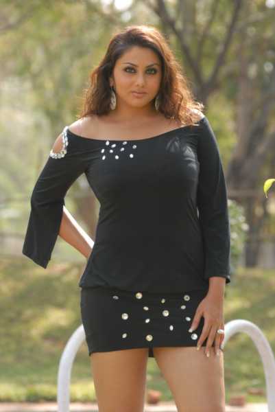 Hot Namitha Shows Her Legs In Black Skirt |namithadarling