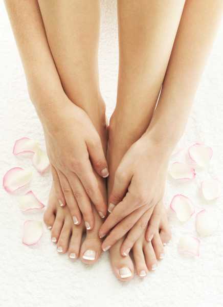 Hot Paraffin Waxing Treatment For Beauty
